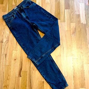 BDG Urban outfitter jeans like new!